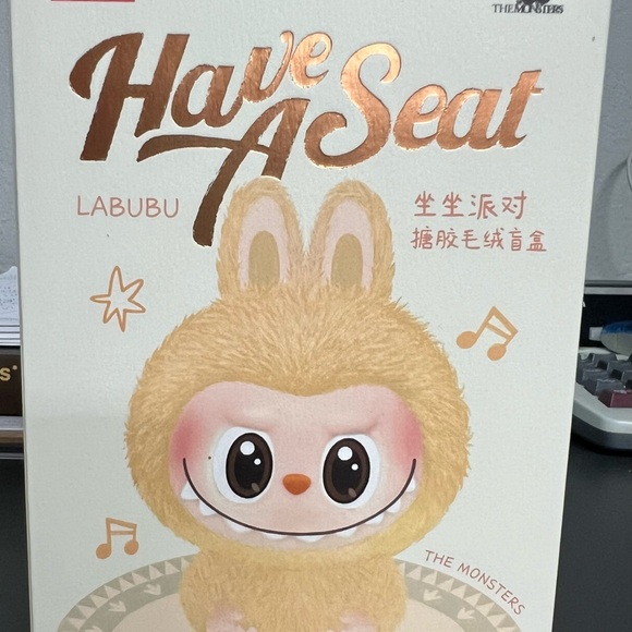 LABUBU Ququ Have a Seat series - Picture 2 of 3